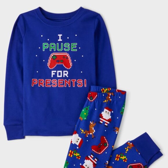 NWT The Children’s Place Boys Glow Pause for Presents Snug Fit Cotton Pajamas - Picture 1 of 4